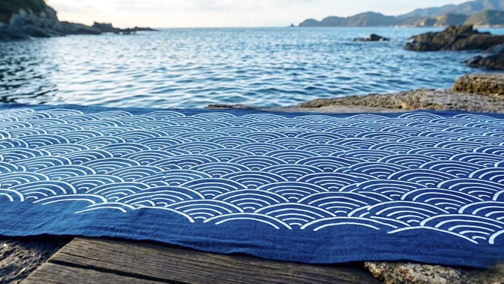 青海波文様の歴史|波が意味する永遠の吉祥その想い出とは?